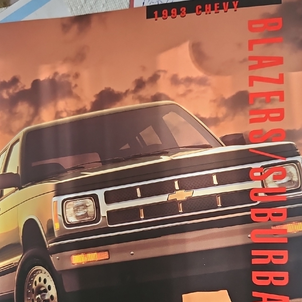 1993 Chevy Blazers/Suburban Sales Brochure